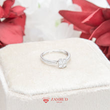 Load image into Gallery viewer, Cincin Berlian Cushion 2370 LR Zamrud Jewellery