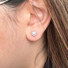 Load image into Gallery viewer, Anting Berlian Giwang Solitaire 5739 ER Zamrud Jewellery