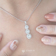 Load image into Gallery viewer, Liontin Berlian Trilogy 31028 PD Zamrud Jewellery