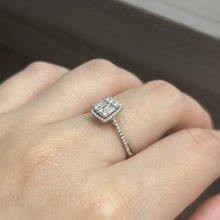Load image into Gallery viewer, Cincin Berlian Baguette 37457 LR Zamrud Jewellery