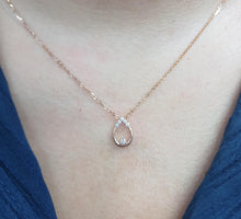 Load image into Gallery viewer, Liontin Berlian Pear 42543 PD Zamrud Jewellery