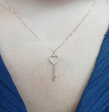 Load image into Gallery viewer, Kalung Berlian Key Necklace 43717 NK Zamrud Jewellery