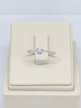 Load image into Gallery viewer, Cincin Berlian Solitaire Ring 43540 LR Zamrud Jewellery
