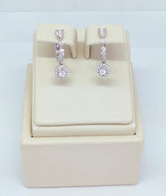 Load image into Gallery viewer, Anting Berlian Dangling 41805 ER Zamrud Jewellery