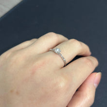 Load image into Gallery viewer, Cincin Berlian Solitaire 39116 LR Zamrud Jewellery