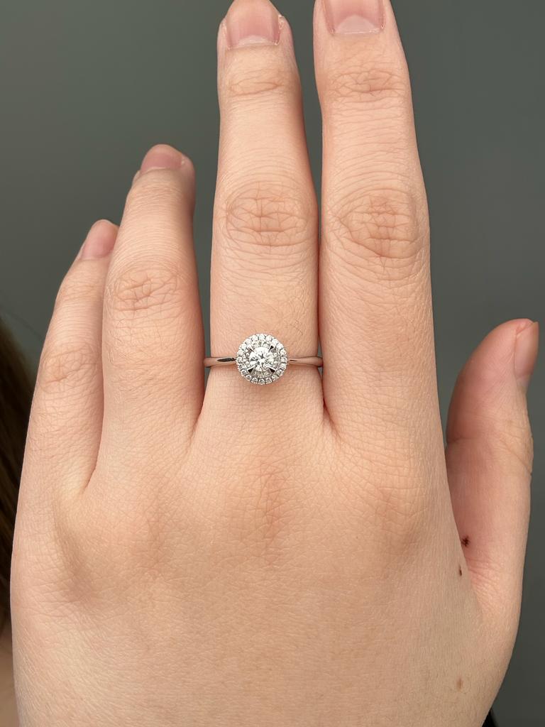 Cincin Berlian Solitaire 35996 LR Zamrud Jewellery