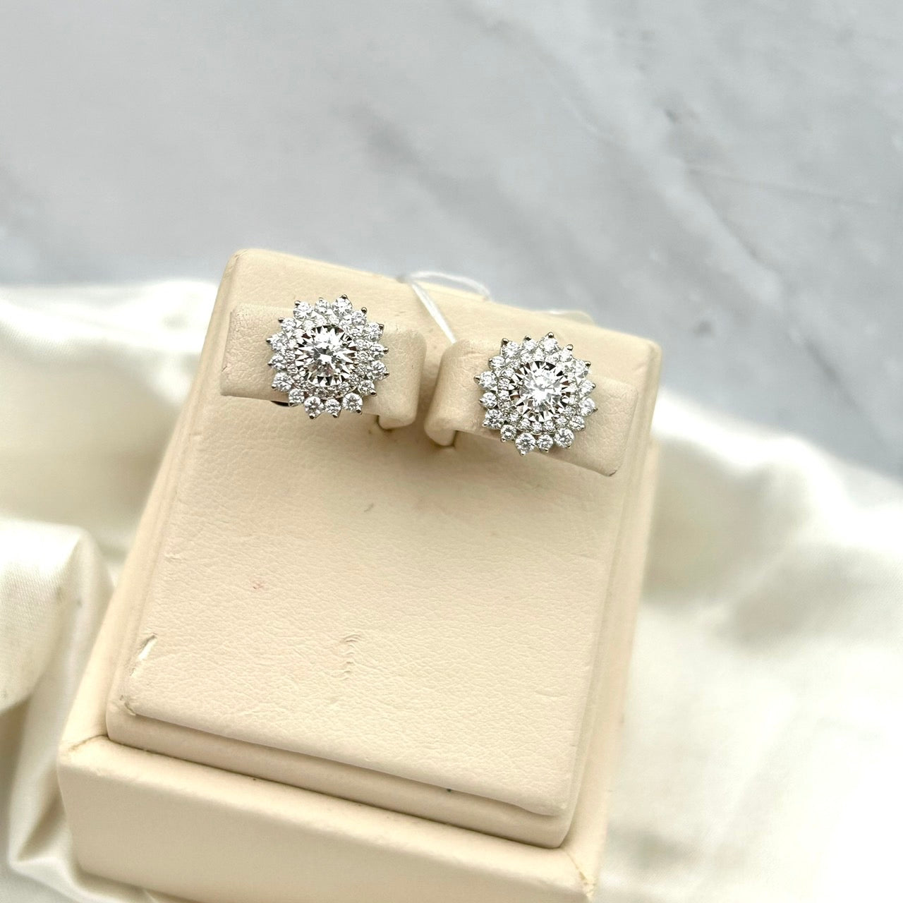 Anting Berlian Solitaire Giwang 36542 ER Zamrud Jewellery