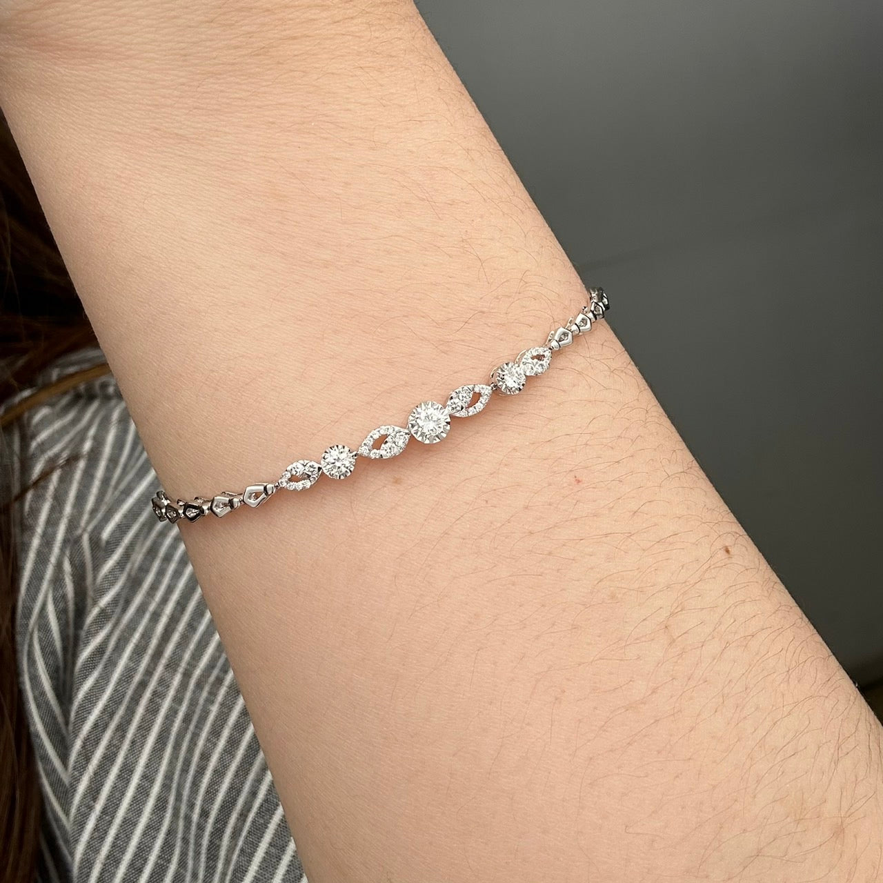 Gelang Berlian Solitaire 36634 BE Zamrud Jewellery