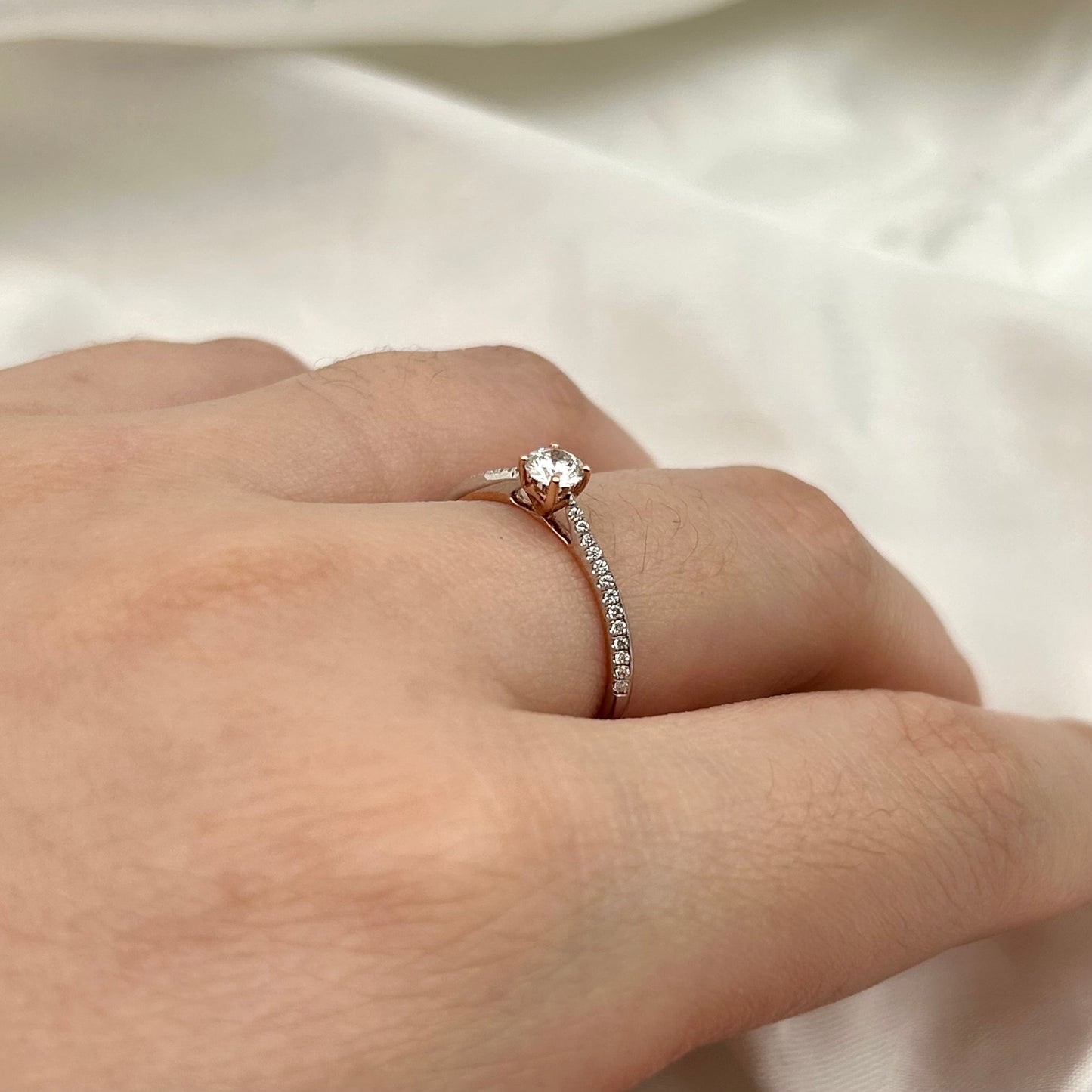 GIA Cincin Berlian 30076 FLR Zamrud Jewellery