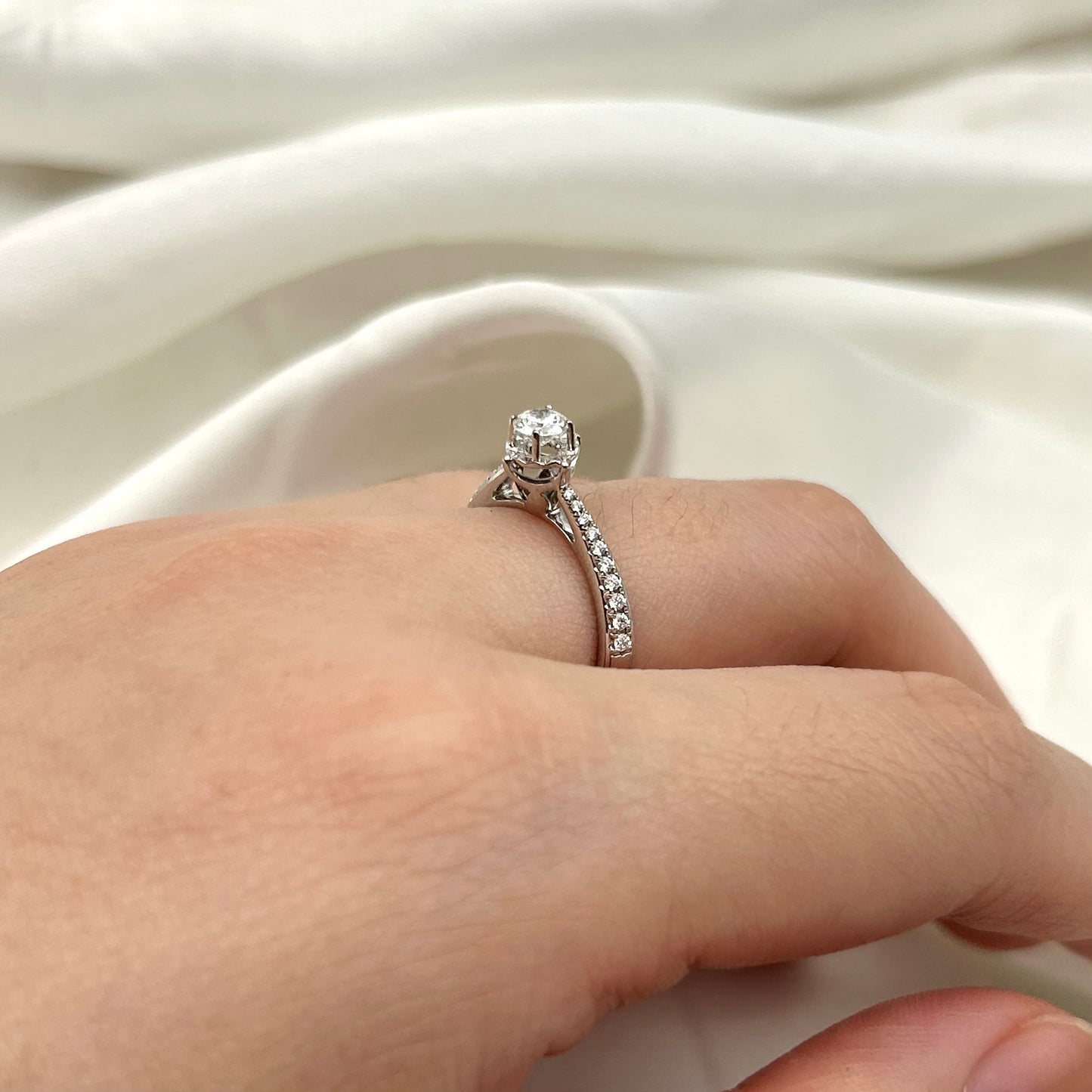 GIA Cincin Berlian 35033 FLR Zamrud Jewellery