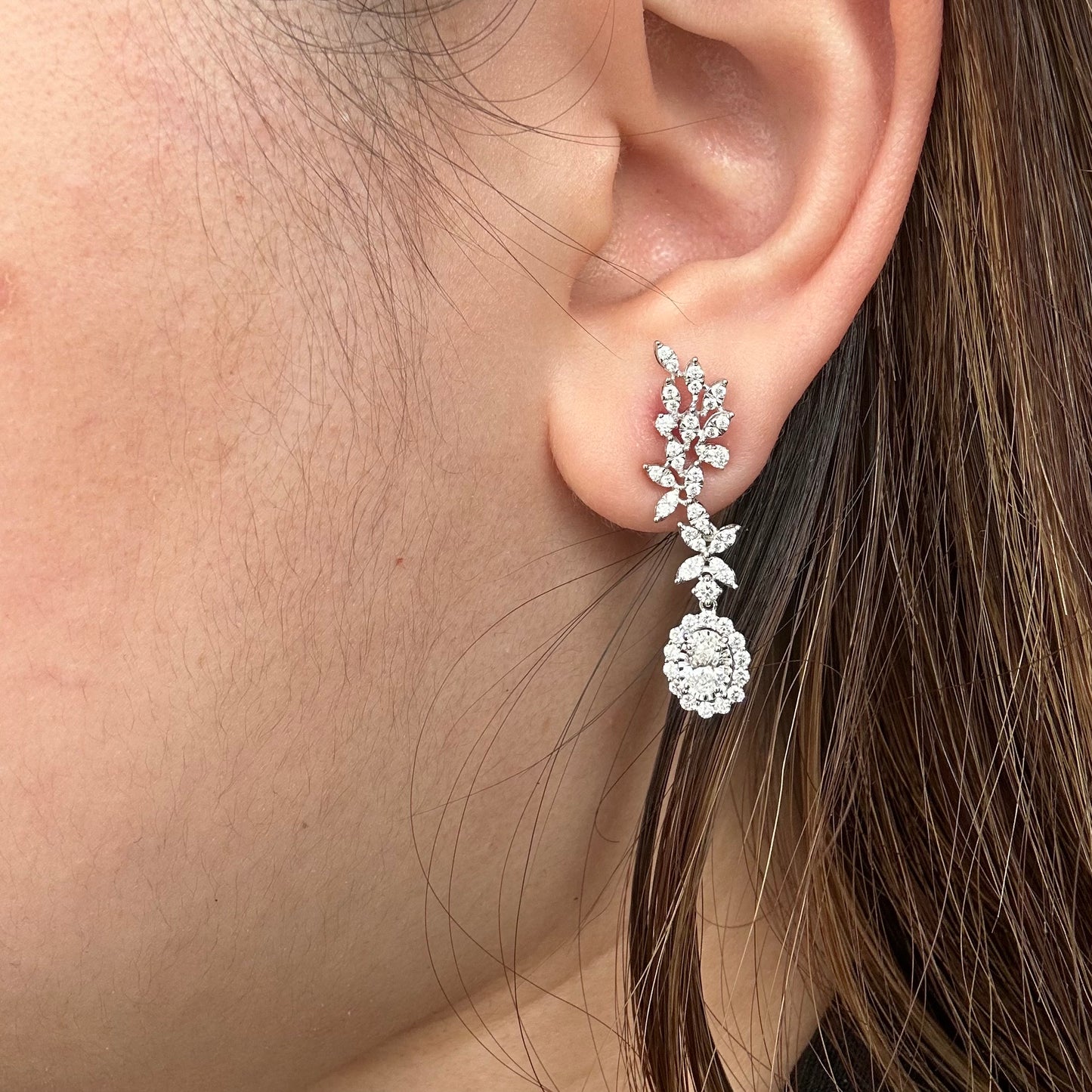 Anting Berlian Oval 35781 ER Zamrud Jewellery
