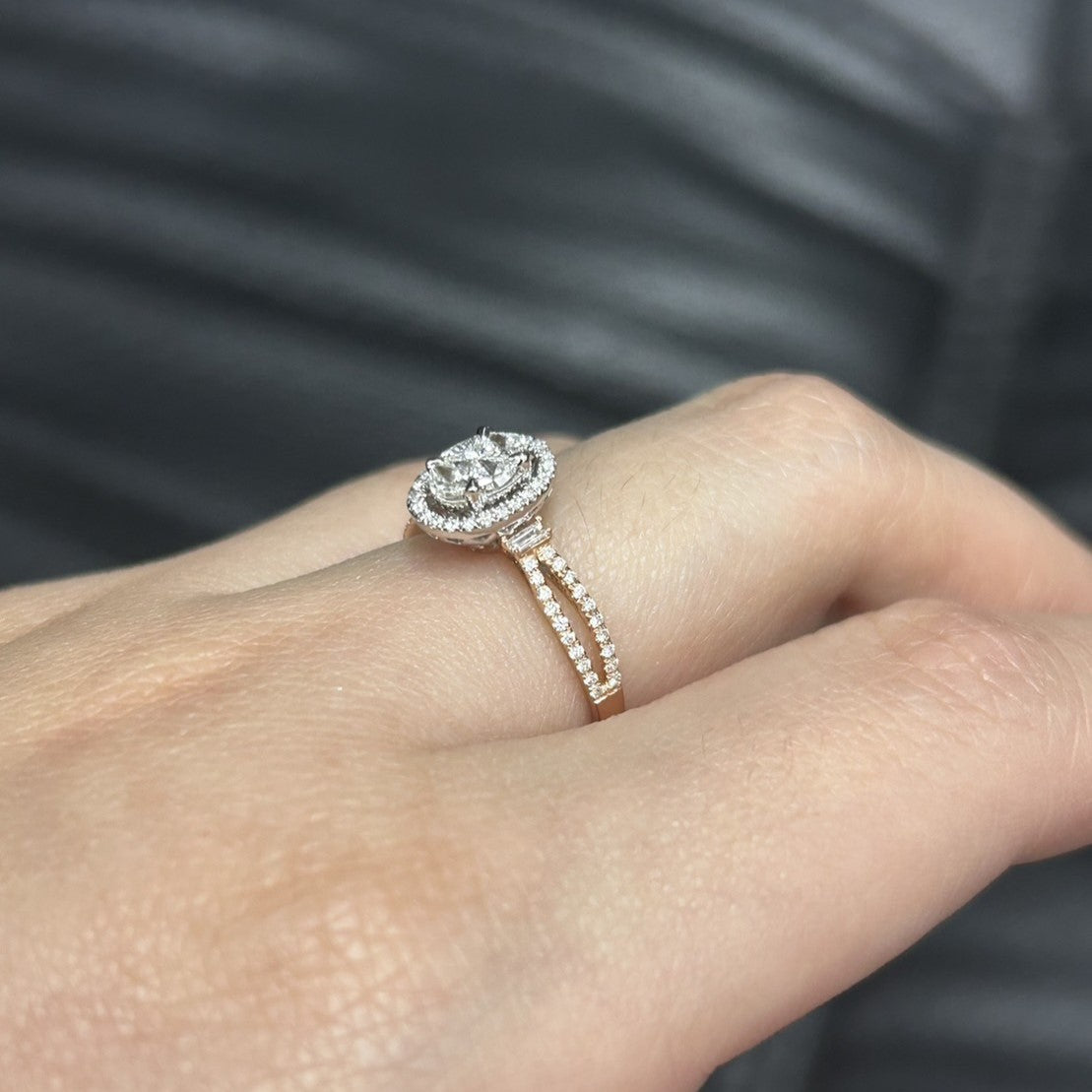 Cincin Berlian Pie Cut Oval 37945 LR Zamrd Jewellery