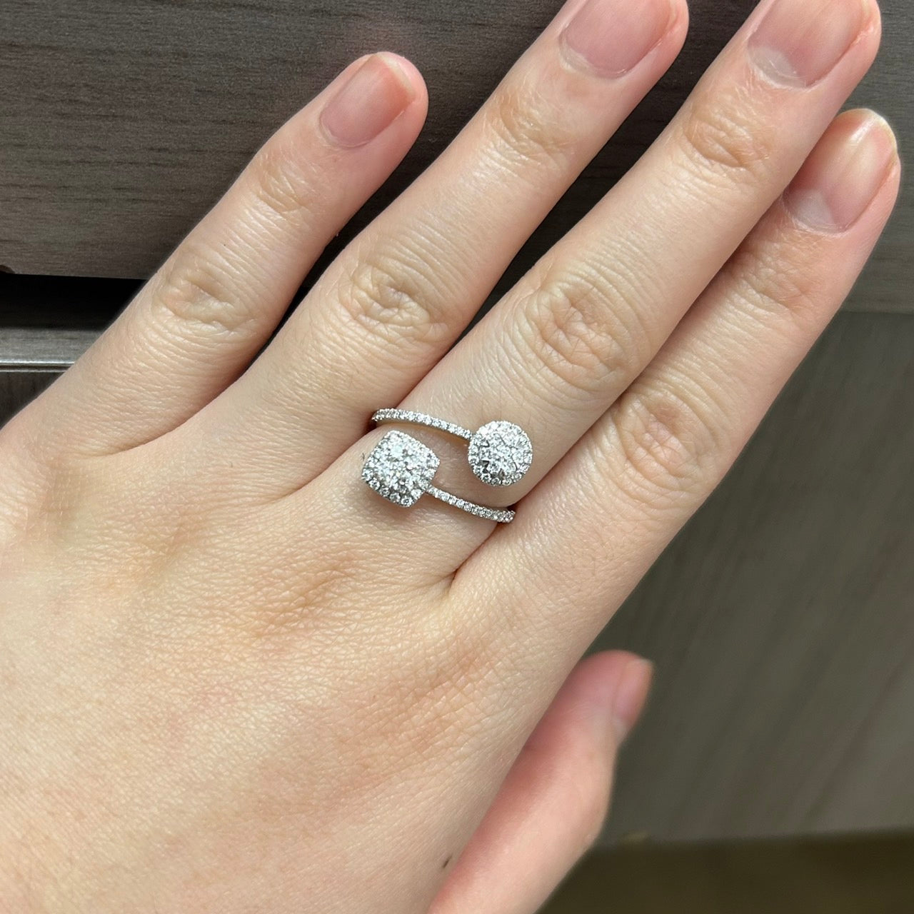 Cincin Berlian Toi Et Moi 2516 LR Zamrud Jewellery