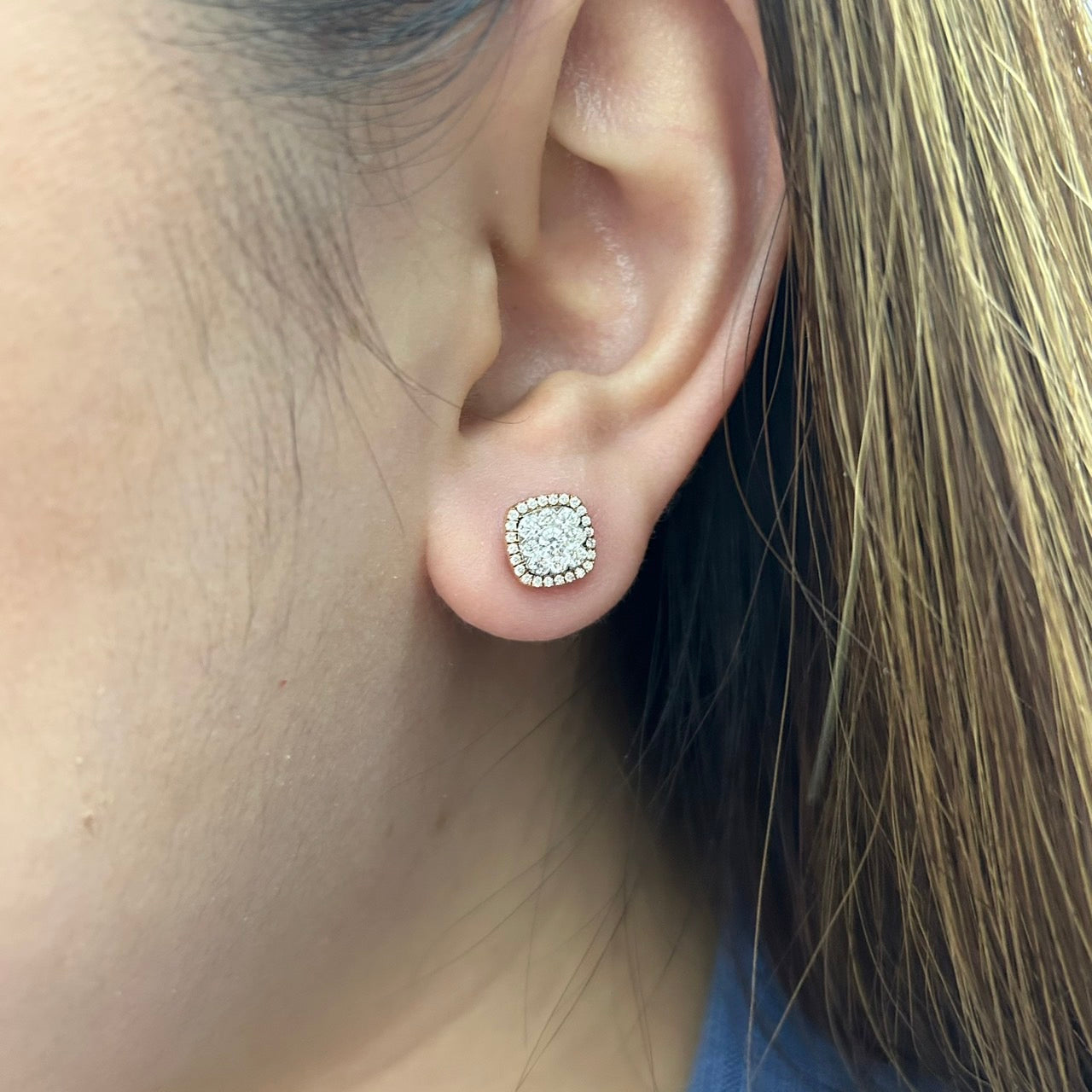 Anting Berlian Cushion 6583 ER Zamrud Jewellery
