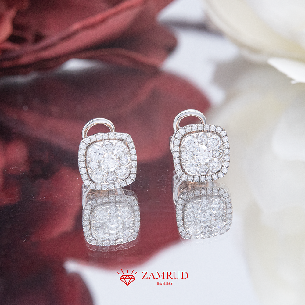Anting Berlian Cushion 17800 ER Zamrud Jewellery
