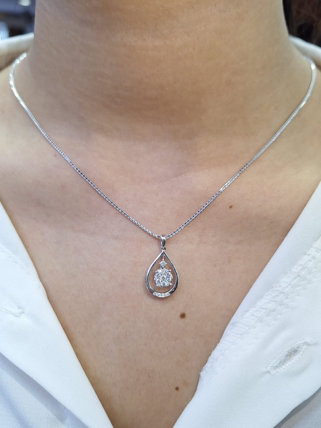 Liontin Berlian Pear 11488 PD Zamrud Jewellery