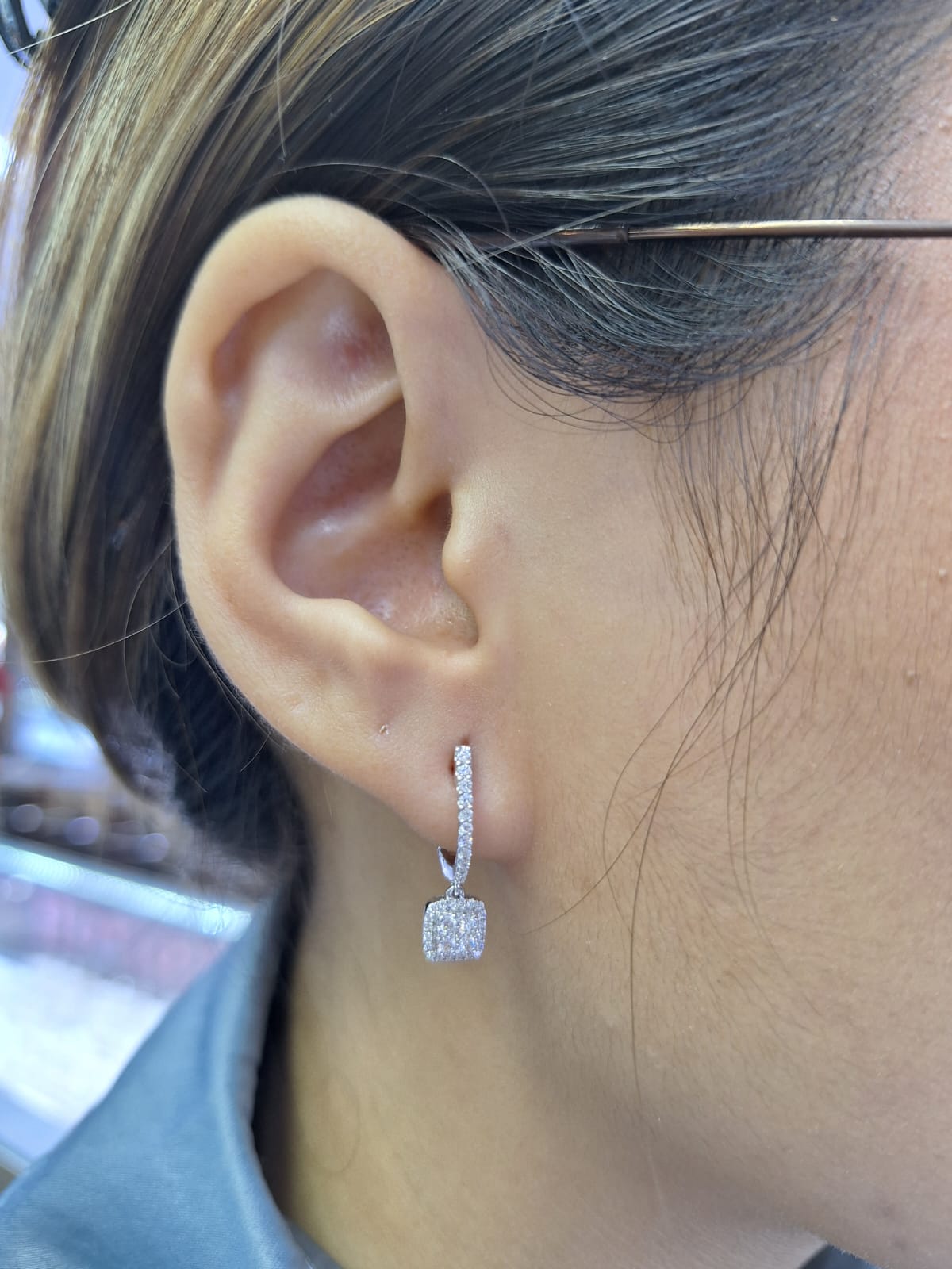 Anting Berlian Cushion 15202 ER Zamrud Jewellery