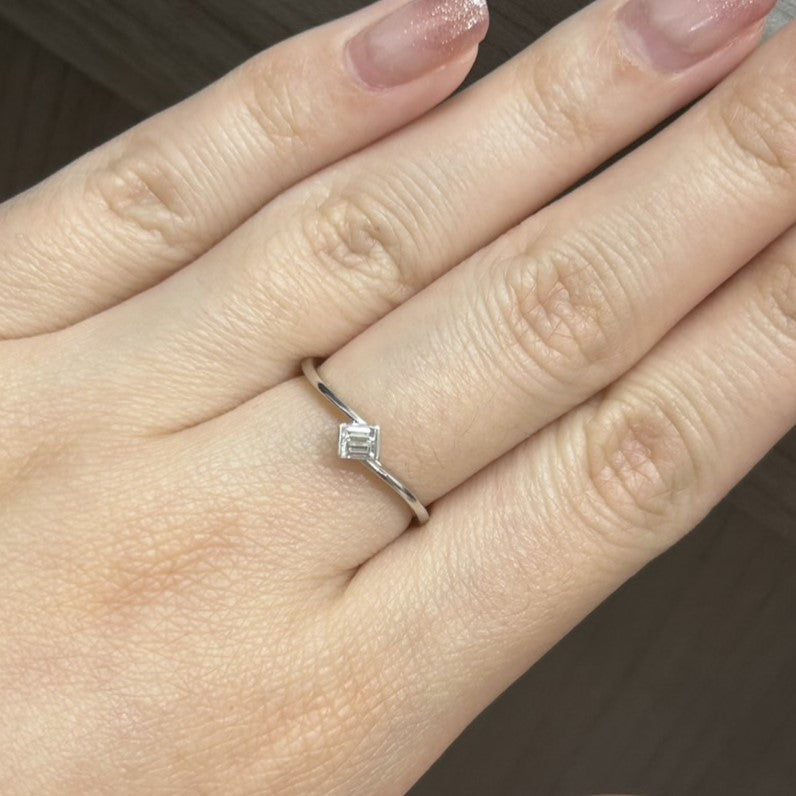 Cincin Berlian Baguette 20602 LR Zamrud Jewellery