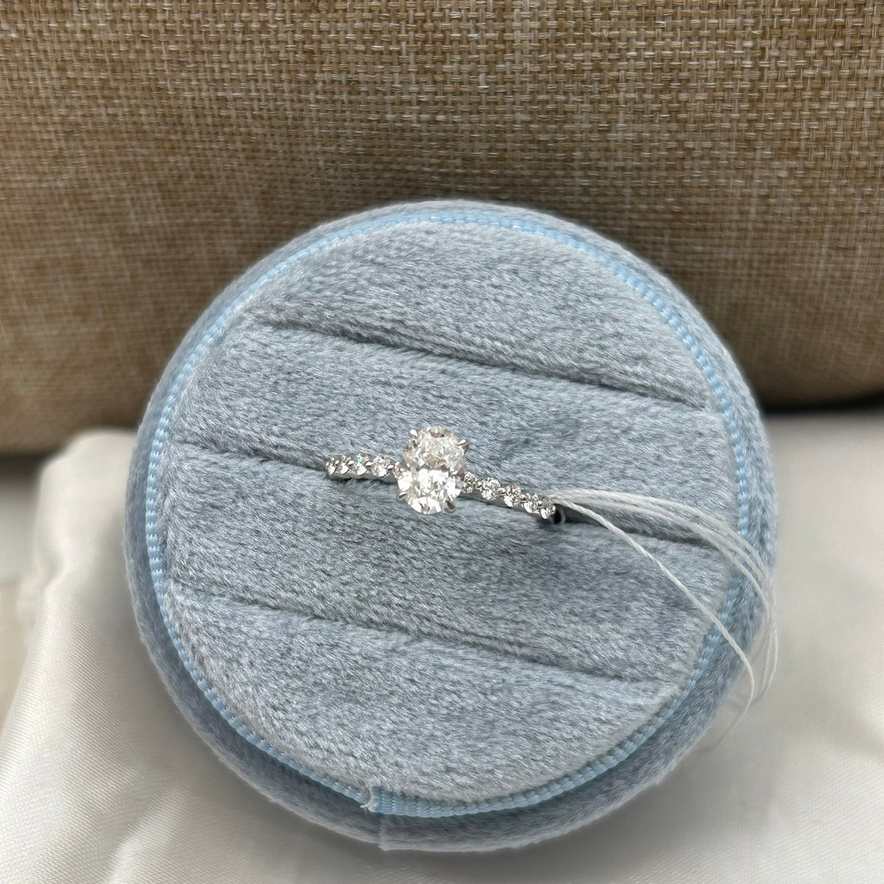 GIA Oval Cincin Berlian 38065 FLR Zamrud Jewellery
