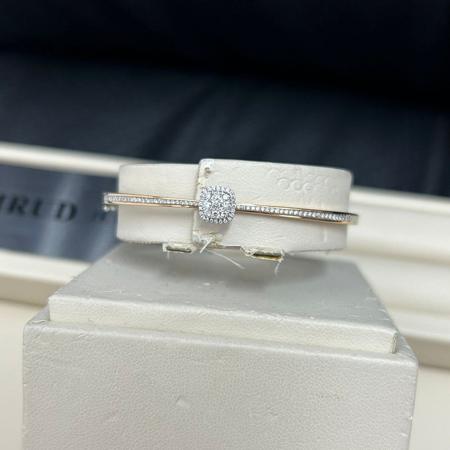Gelang Berlian Cushion 23238 BG Zamrud Jewellery