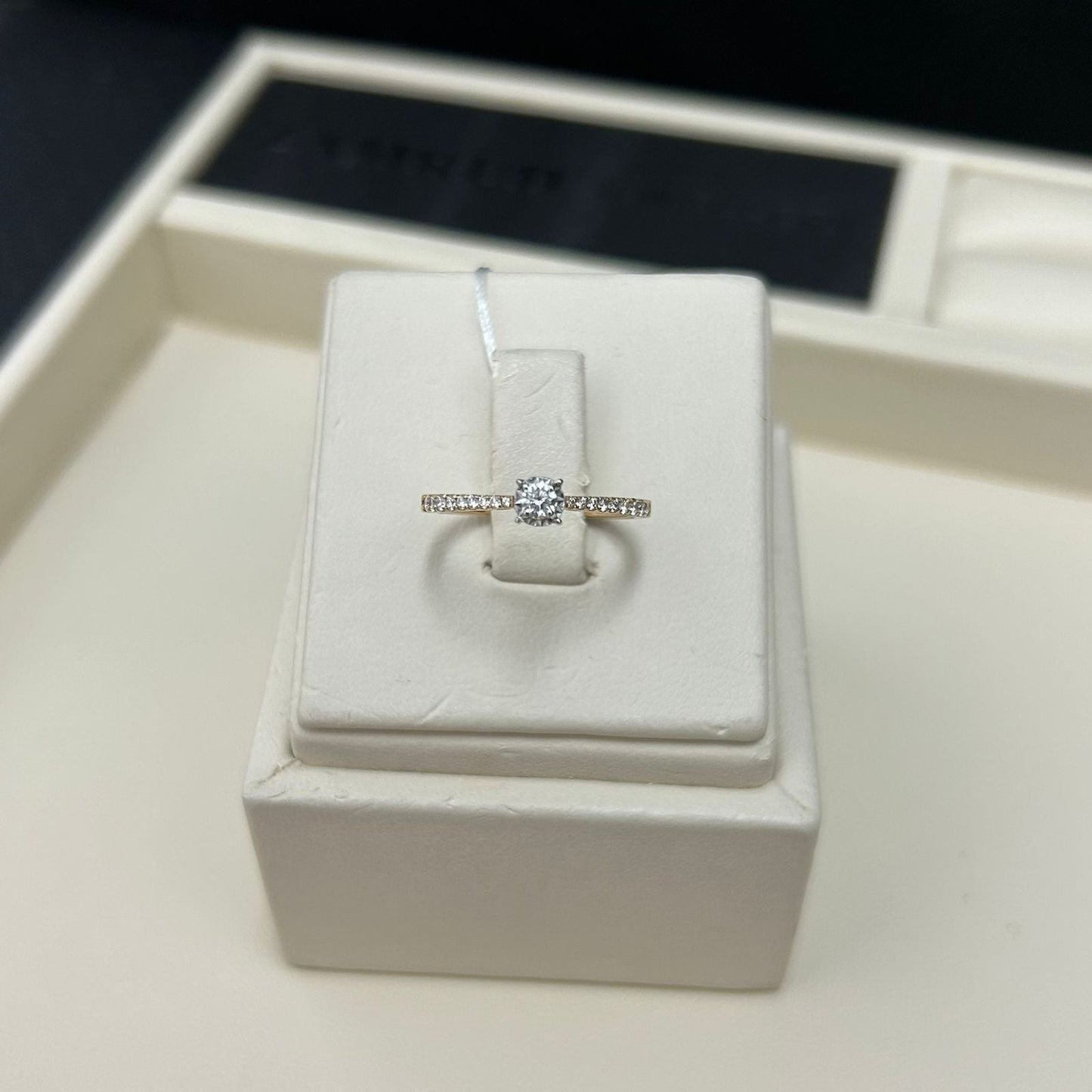 Cincin Berlian Solitaire 14359 LR Zamrud Jewellery