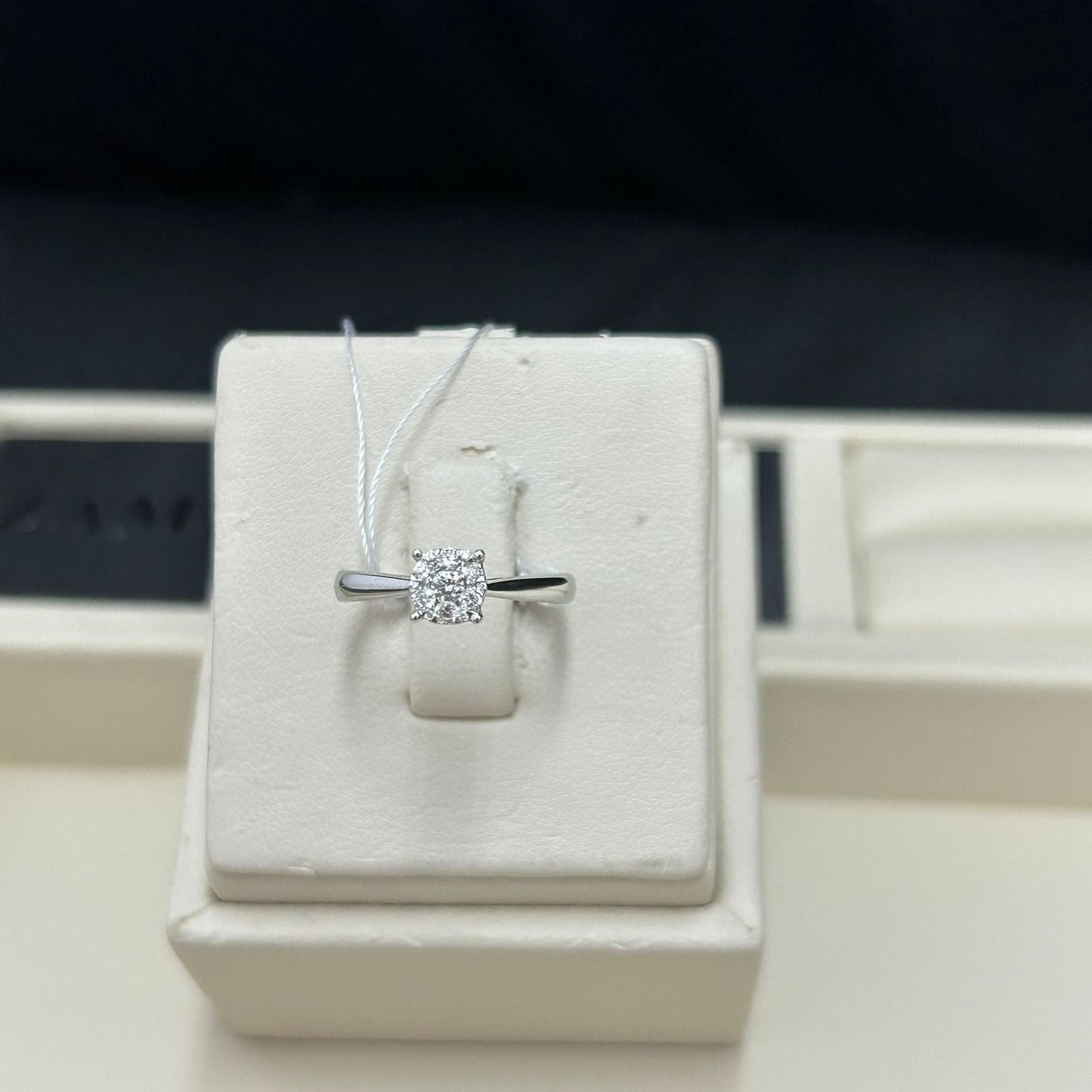 Cincin Berlian Lotus 30236 LR Zamrud Jewellery