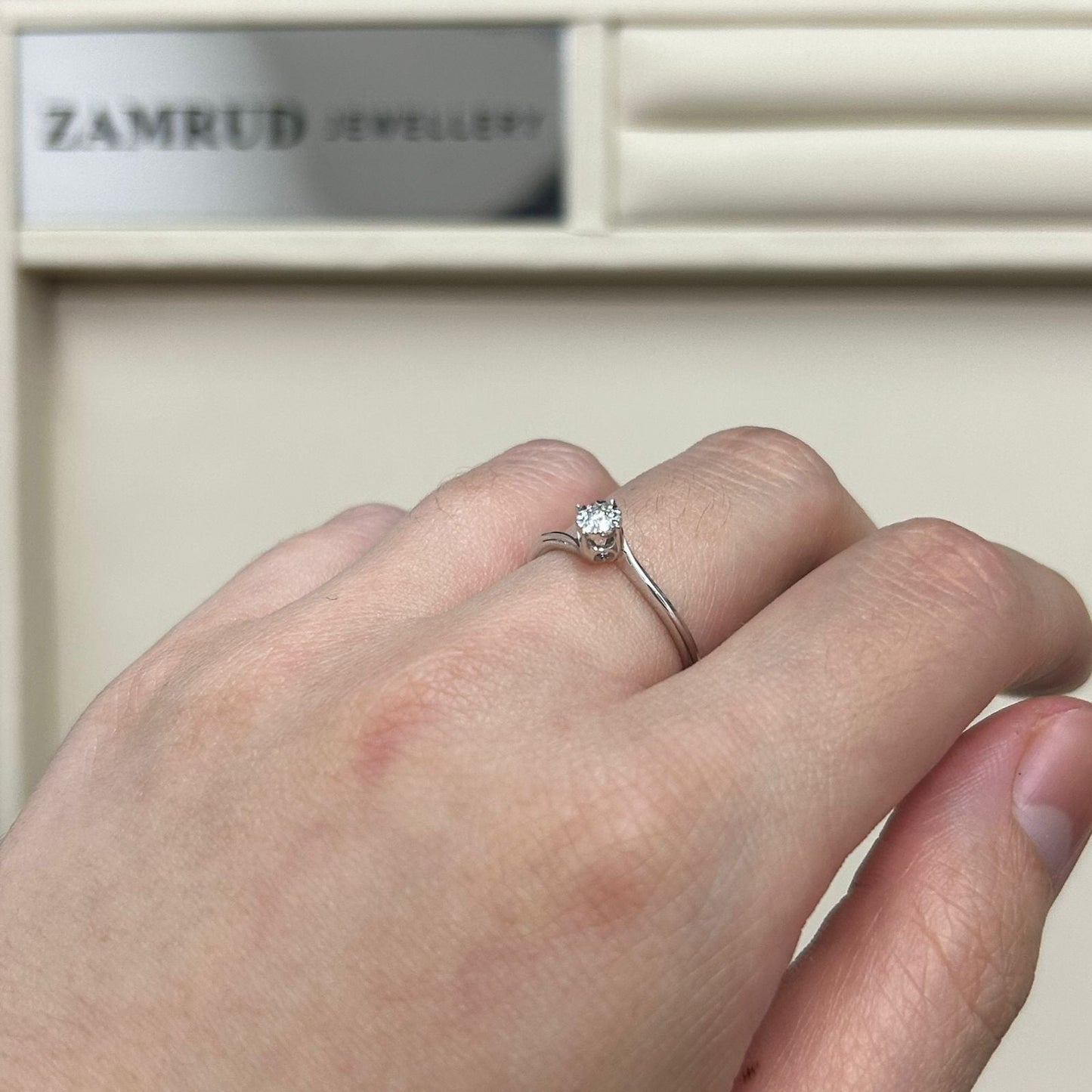 Cincin Berlian 31844 LR Zamrud Jewellery
