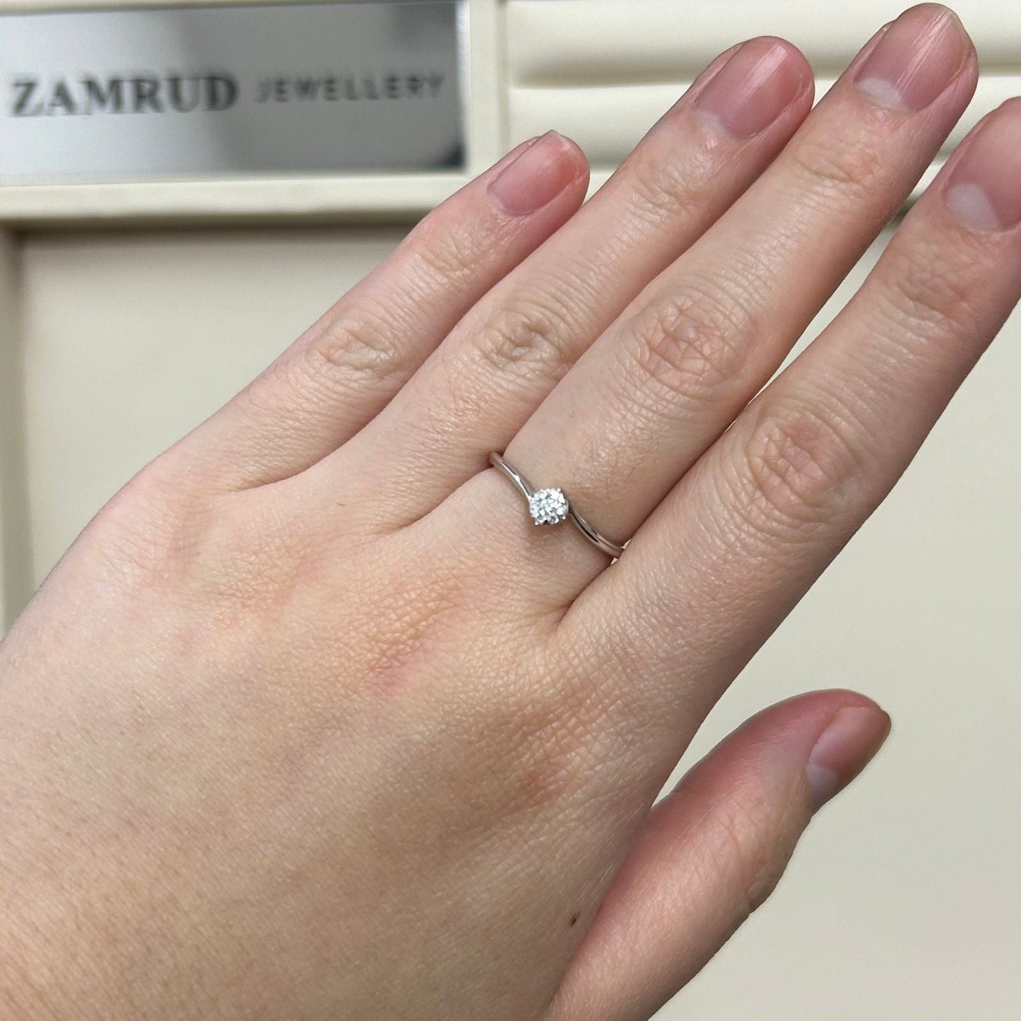 Cincin Berlian 31844 LR Zamrud Jewellery