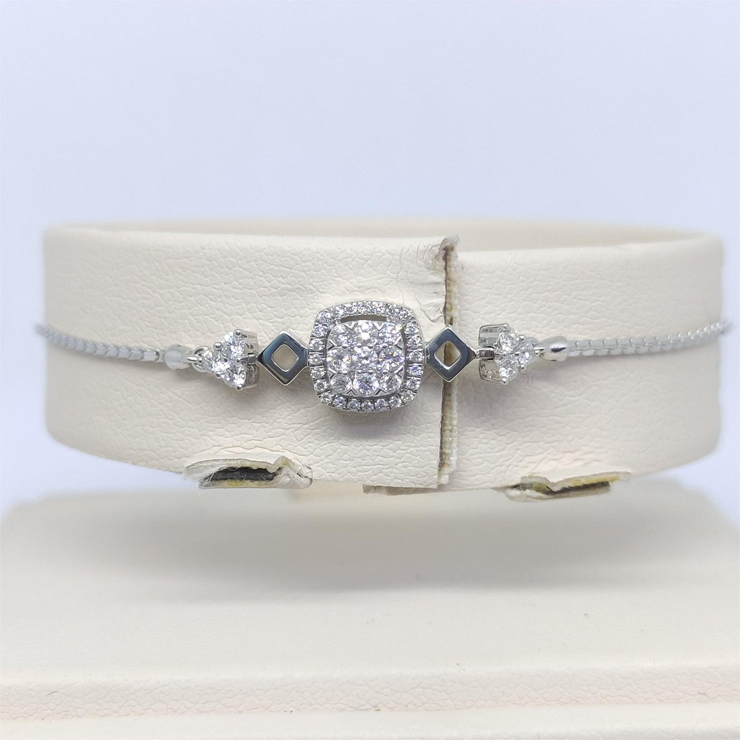 Gelang Berlian Serut Cushion 37361 BE Zamrud Jewellery
