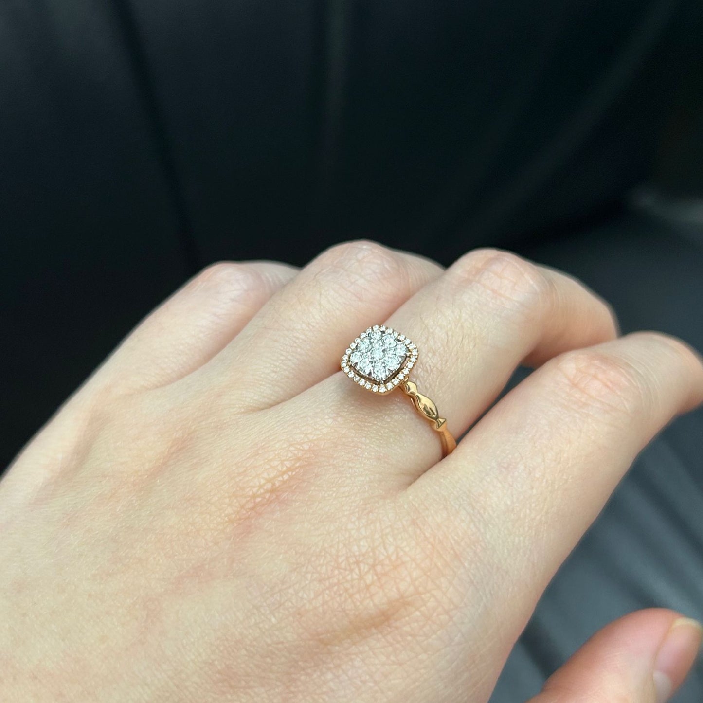 Cincin Berlian Cushion 39857 LR Zamrud Jewellery