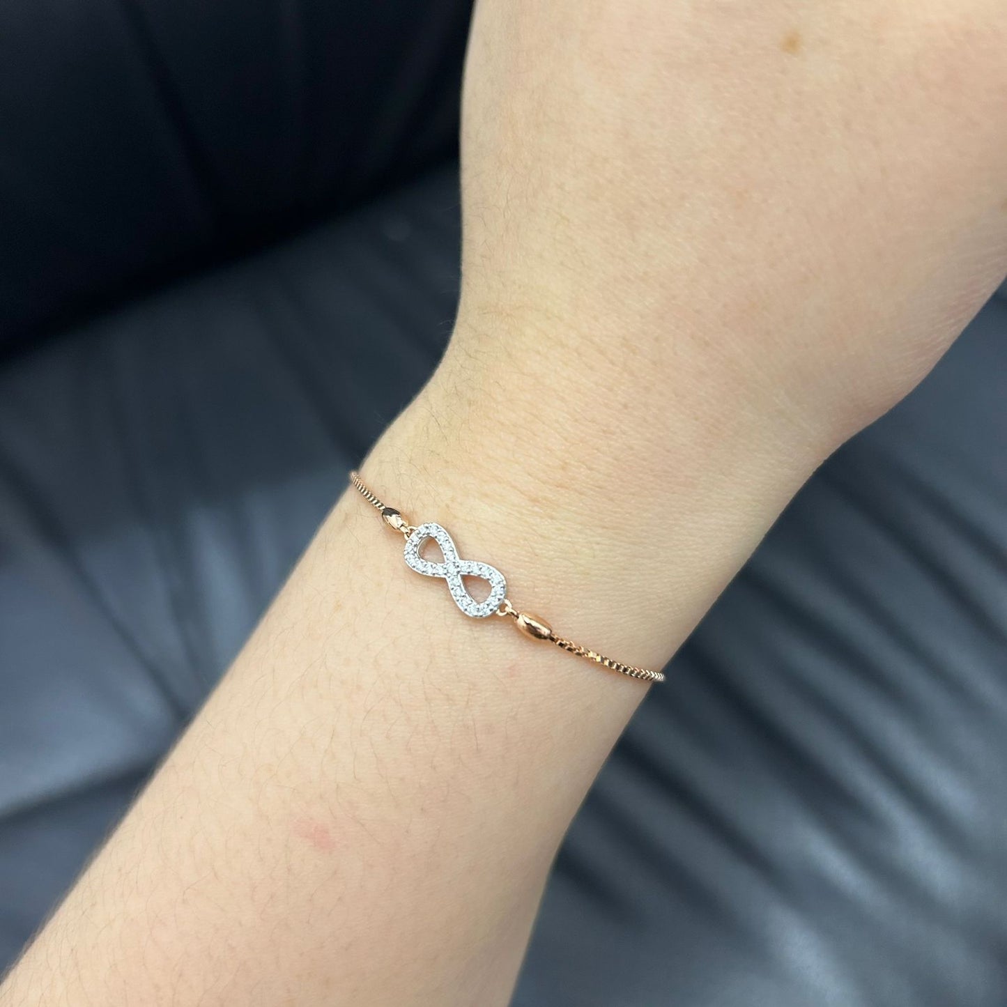Gelang Berlian Infinity Serut 10386A BE Zamrud Jewellery