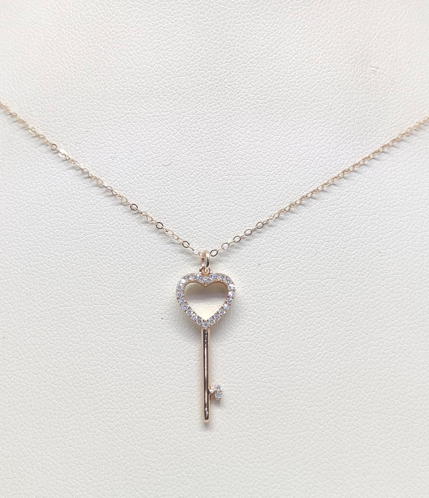 Kalung Berlian Key Necklace 43717 NK Zamrud Jewellery