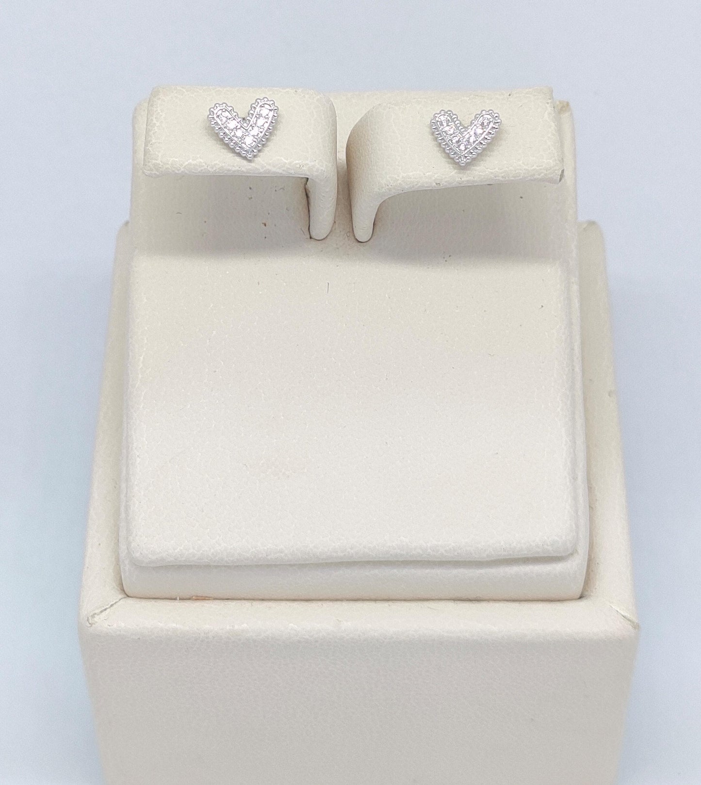Anting Berlian Heart 43632 ER Zamrud Jewellery
