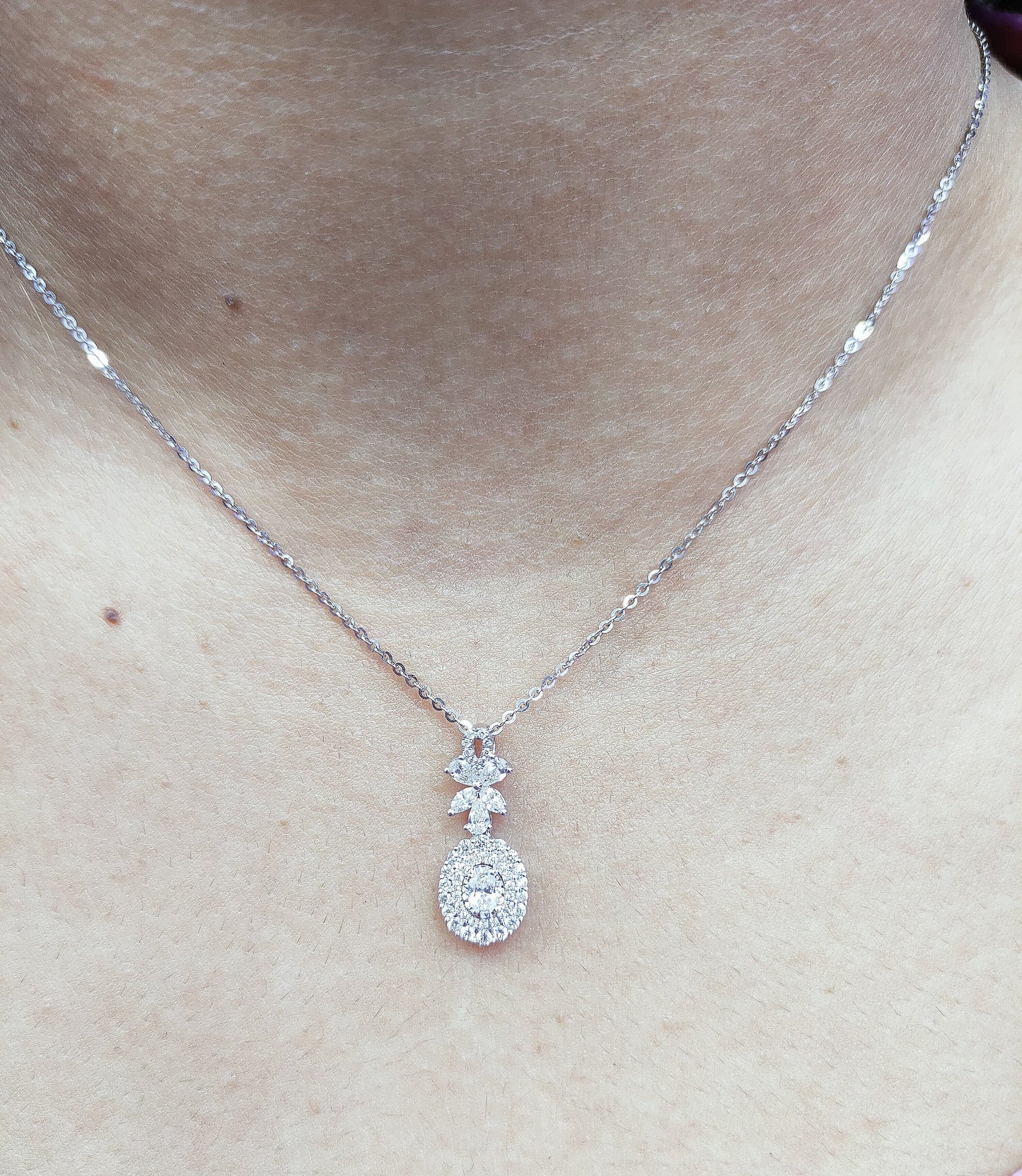 Liontin Berlian Oval 40853 PD Zamrud Jewellery