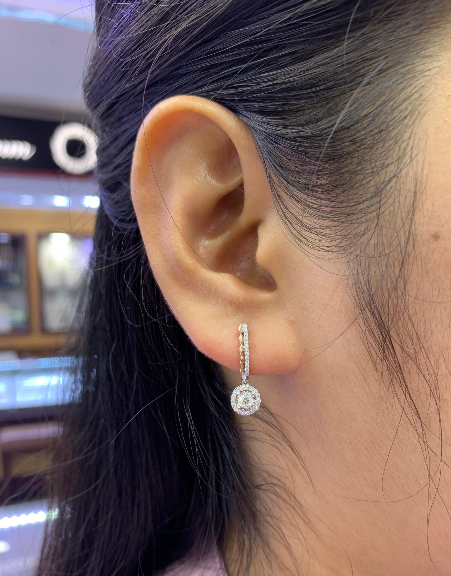 Anting Berlian Solitaire 40365 ER Zamrud Jewellery