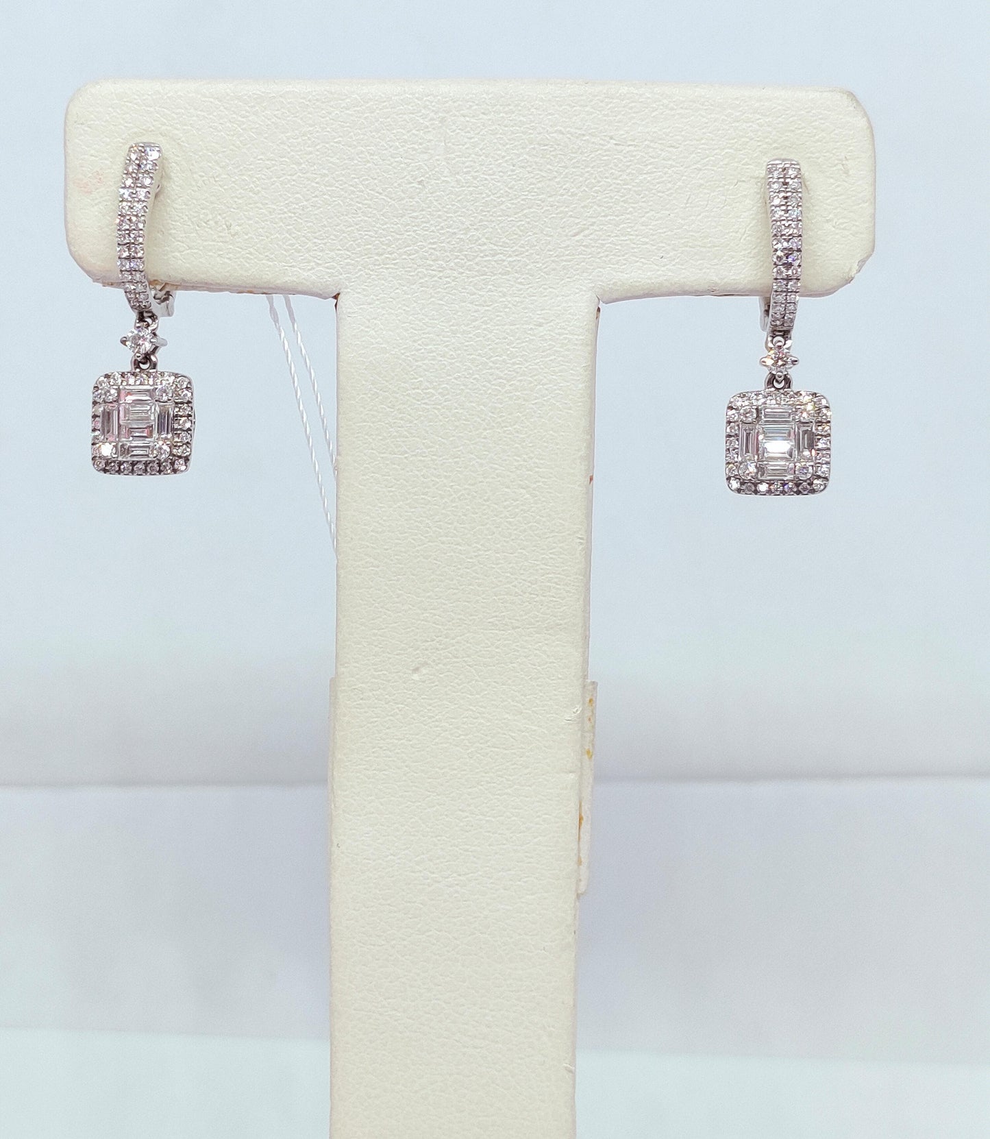 Anting Berlian Baguette Earring 41119 ER Zamrud Jewellery