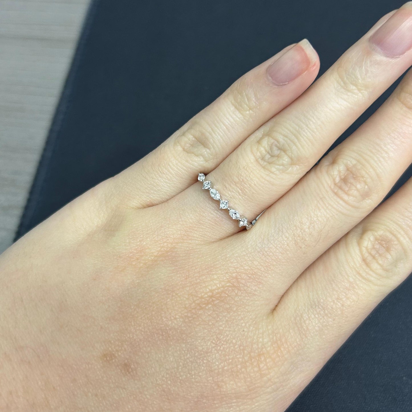 Cincin Berlian Listring Marquise 42451 LR Zamrud Jewellery