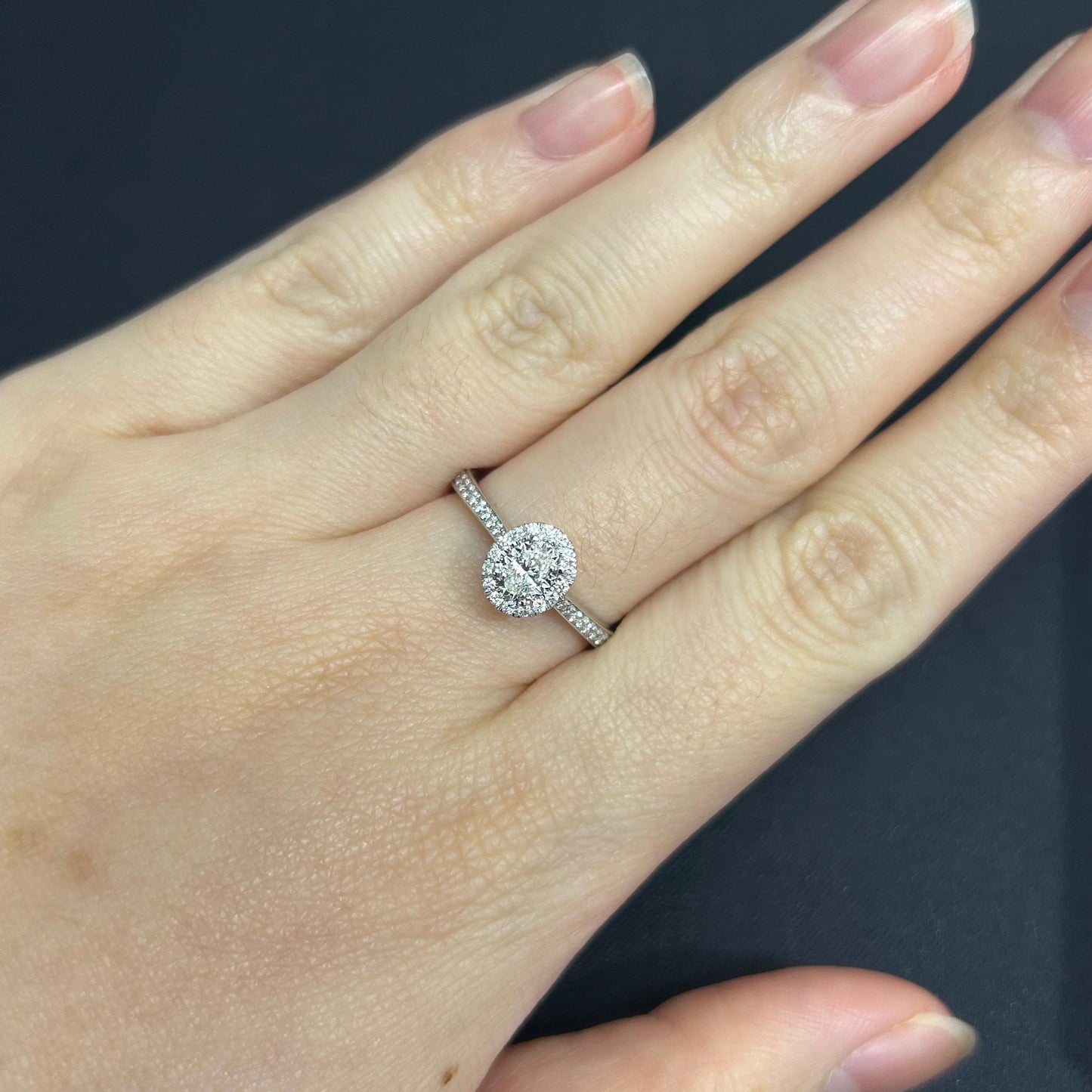 Cincin Berlian Oval 42734 LR Zamrd Jewellery