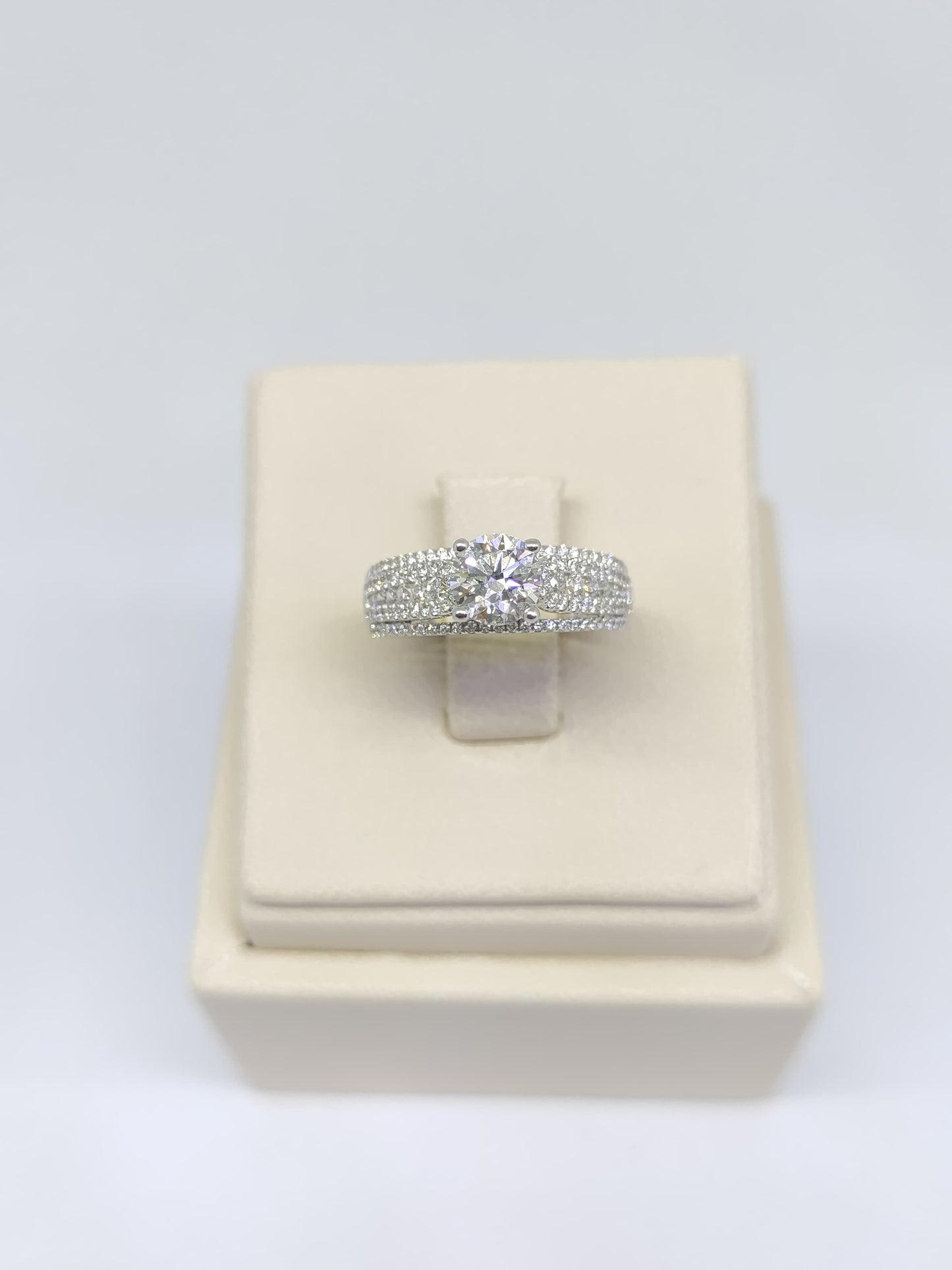 GIA Cincin Berlian 4480 FLR Zamrud Jewellery