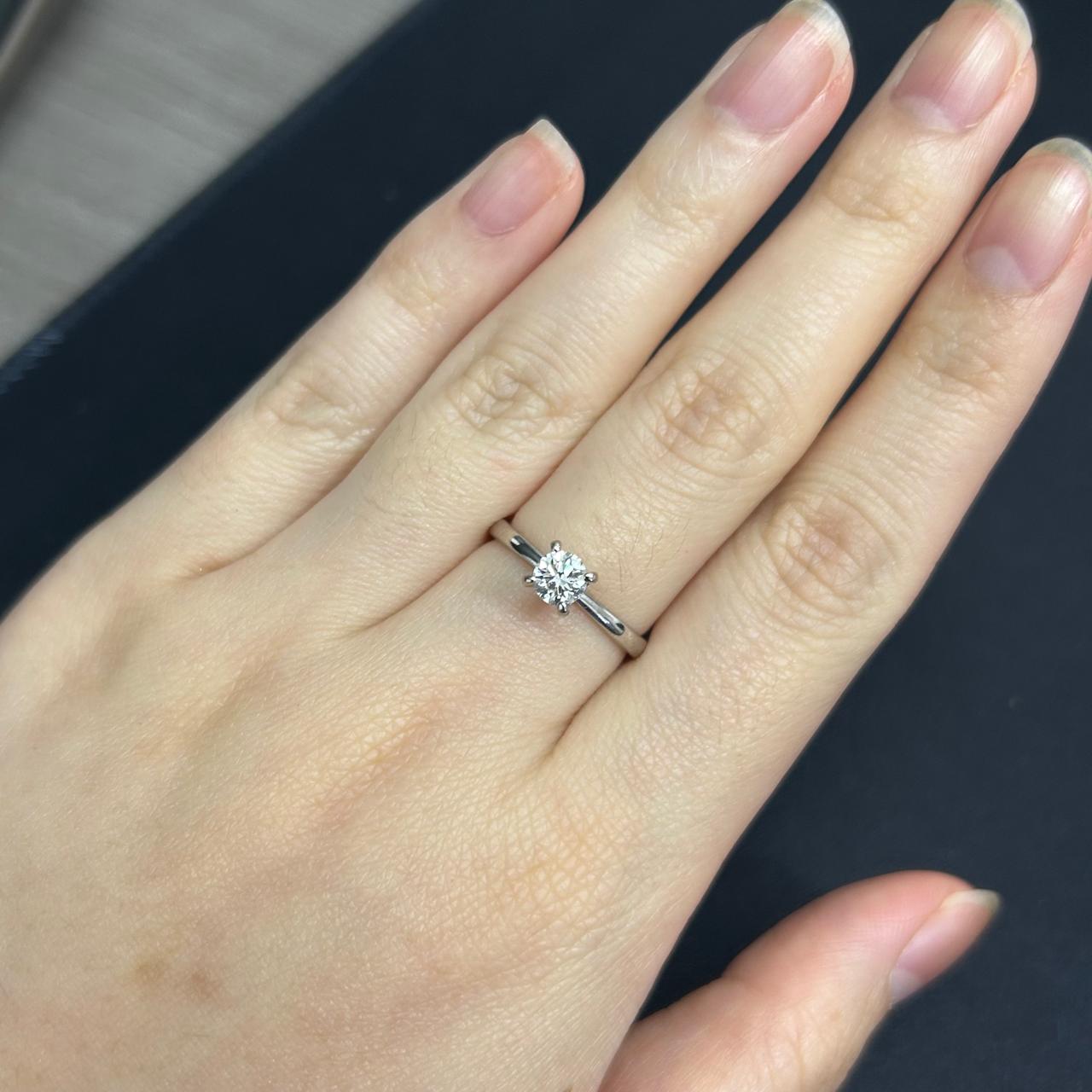 GIA 0.4 F VVS2 Cincin Berlian 41621 FLR Zamrud Jewellery