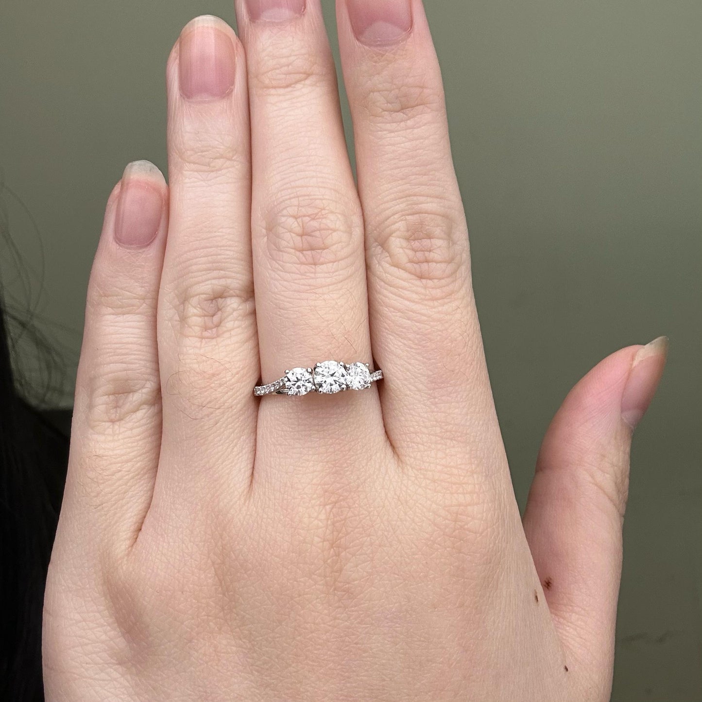 GIA Cincin Berlian Trilogy 42604 FLR Zamrud Jewellery