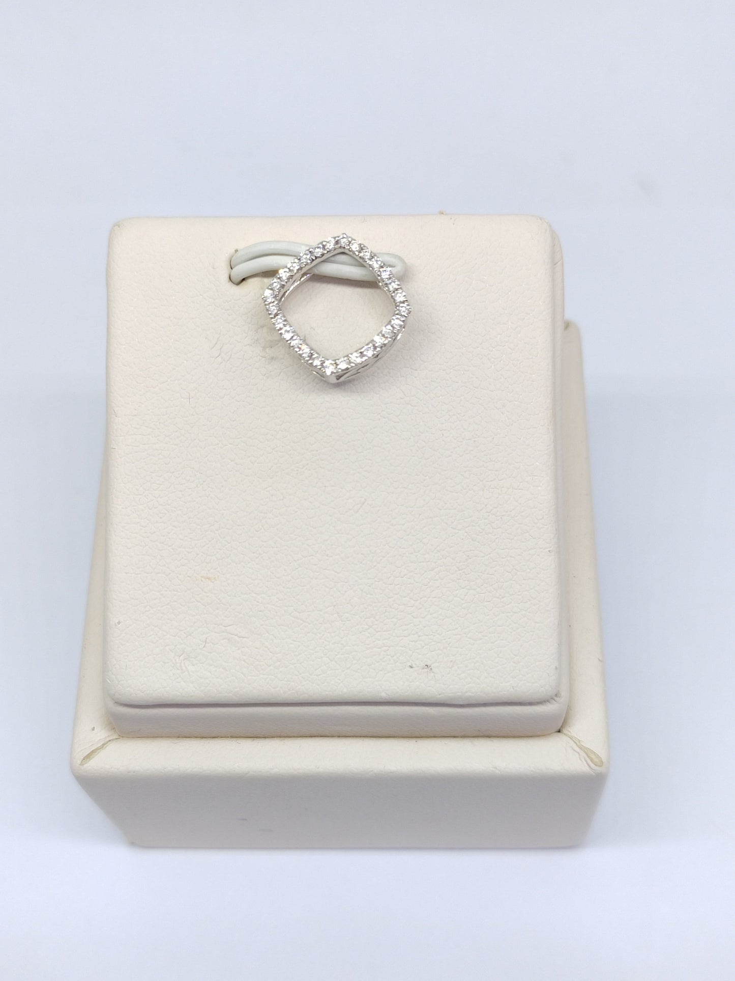 Liontin Berlian 16513 PD Zamrud Jewellery