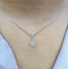 Load image into Gallery viewer, Liontin Berlian Solitaire 44431 PD Zamrud Jewellery
