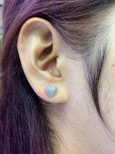 Load image into Gallery viewer, Anting Berlian Heart 46015 Diamond Earring Zamrud Jewellery
