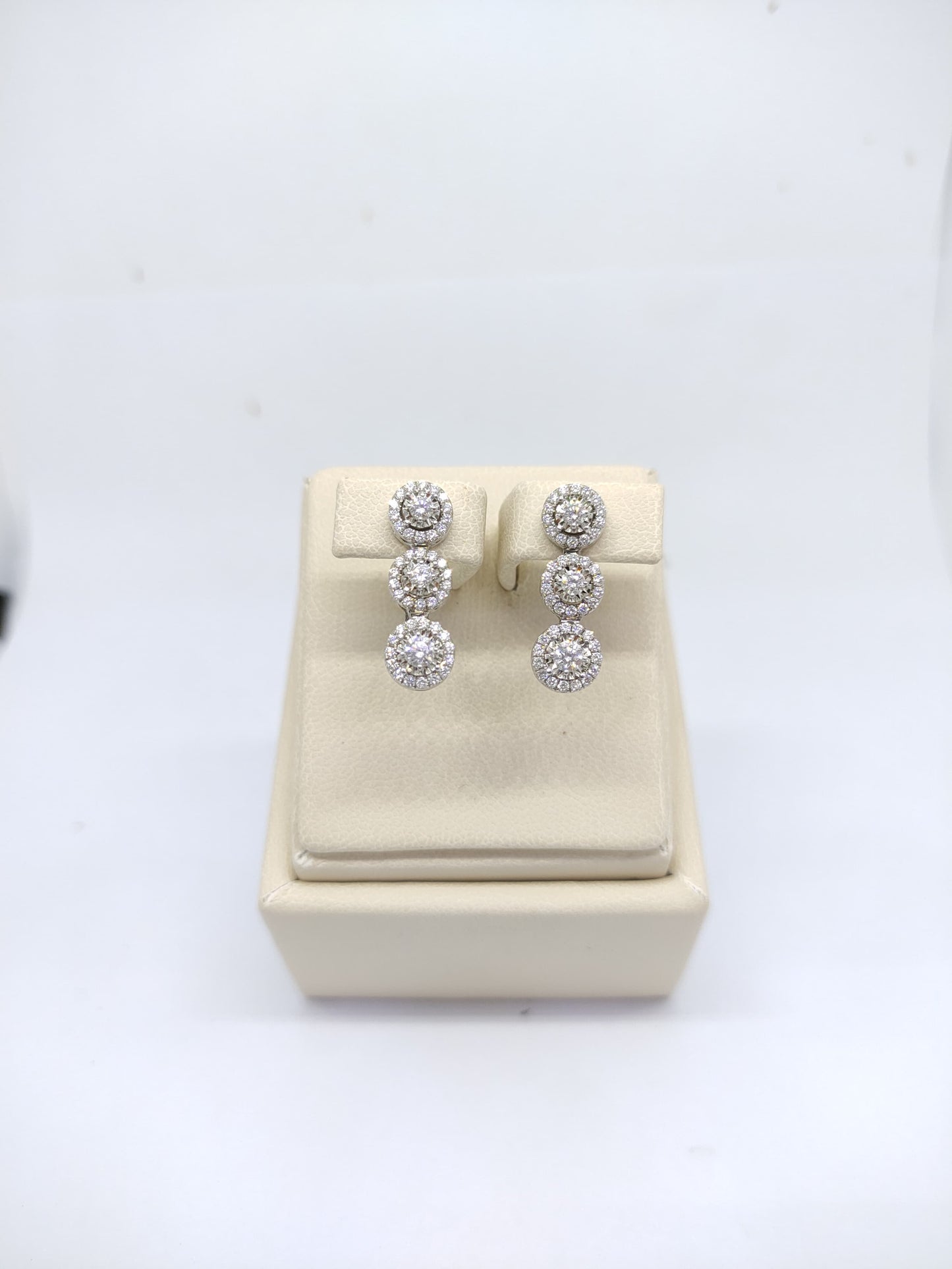 Anting Berlian Trilogy Diamond Earring 44837 ER Zamrud Jewellery
