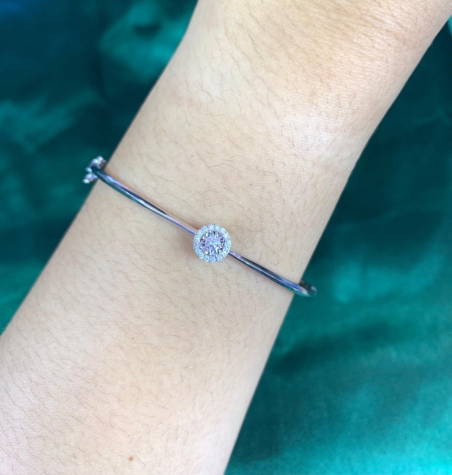 Gelang Berlian Solitaire 45789 BG Diamond Bangle Zamrud Jewellery