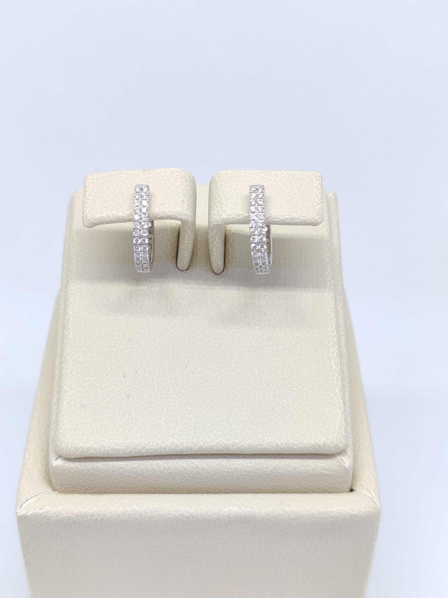 Anting Berlian Clip Earring 45643 ER Zamrud Jewellery