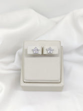 Load image into Gallery viewer, Anting Berlian 25065 ER Zamrud Jewellery
