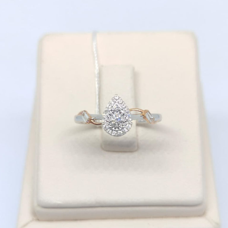 Cincin Berlian Pear 44578 LR  Zamrud Jewellery